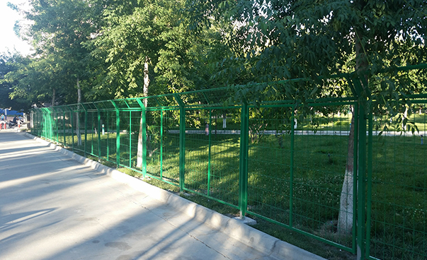 精河縣公園大門圍欄工程